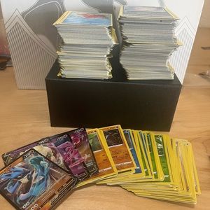 Pokemon Bulk Lot 300 cards.